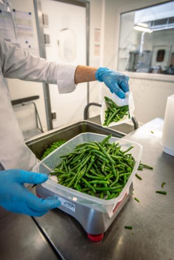 5668 Ručná lopatka detekovateľná 1 l